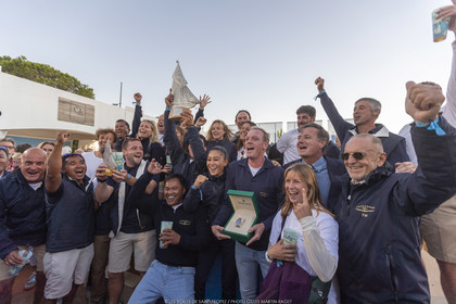 01 10 2022, Saint-Tropez (FRA,83), Voiles de Saint-Tropez 2022, Remise des prix, Shenandoah reçoit le Trophée Rolex