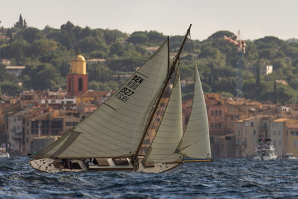 GMR_VST013D6_2865.jpg
