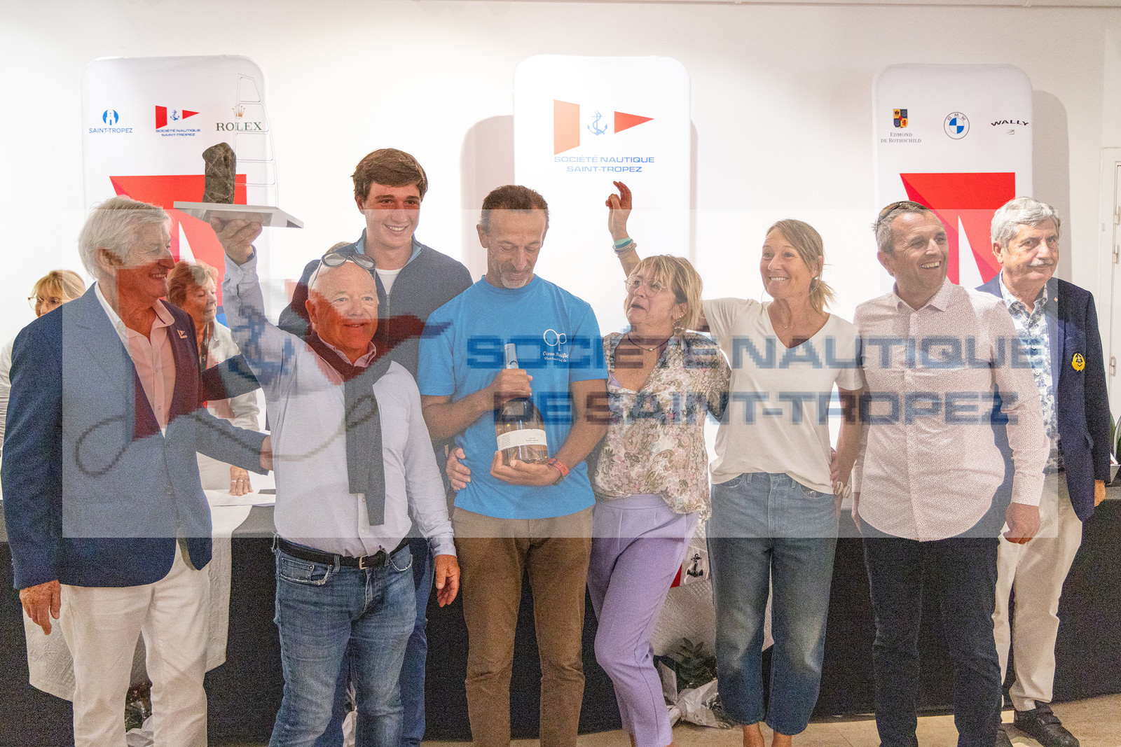 GMR_VST25_16240.jpg GMR_VST25_16240.jpg