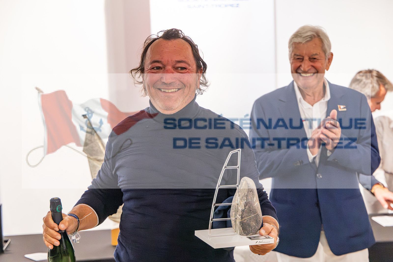 GMR_VST25_16107.jpg GMR_VST25_16107.jpg