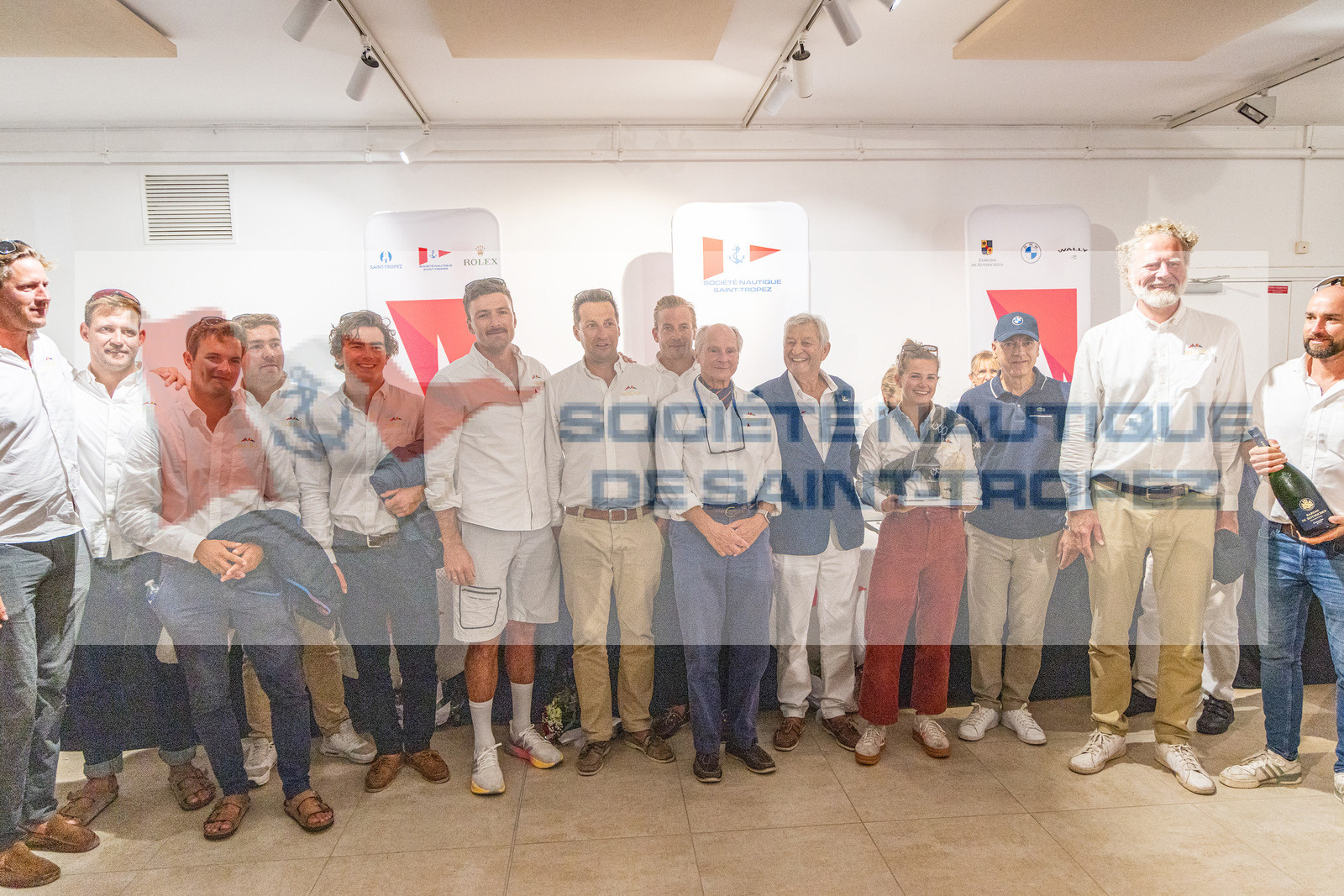 GMR_VST25_16020.jpg GMR_VST25_16020.jpg