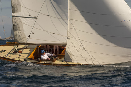 GMR_VST013D6_2832.jpg