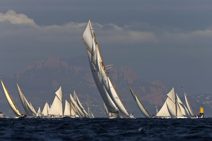 GMR_VST013D6_2813.jpg