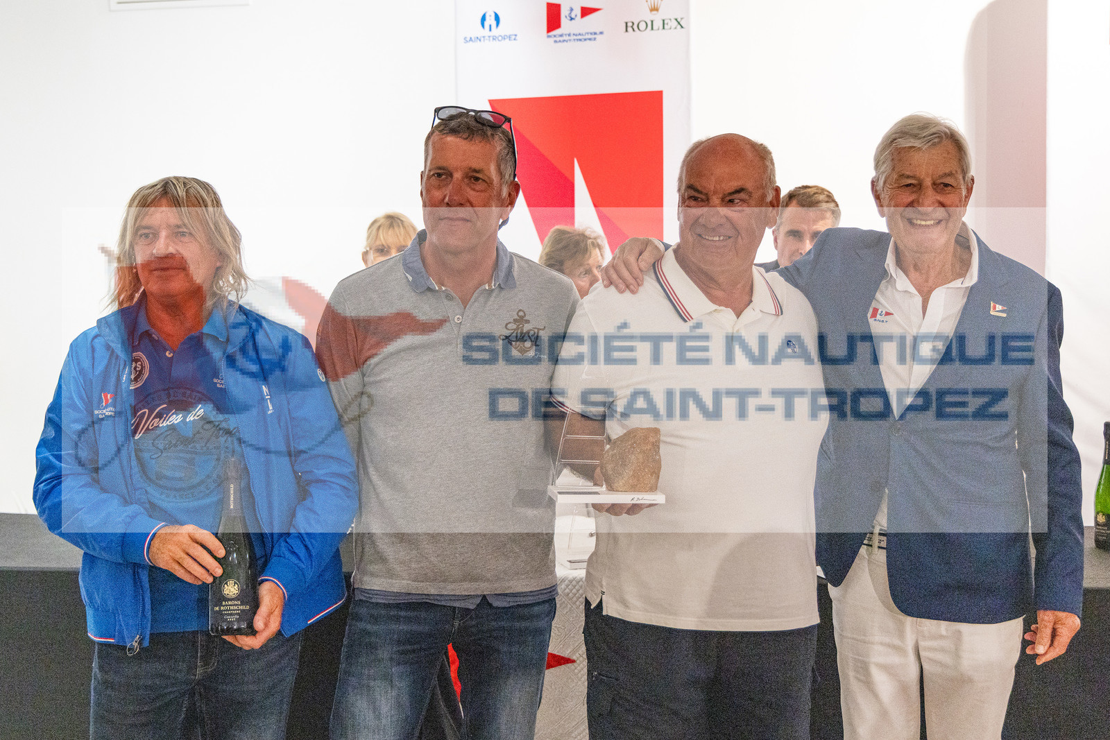 GMR_VST25_16232.jpg GMR_VST25_16232.jpg