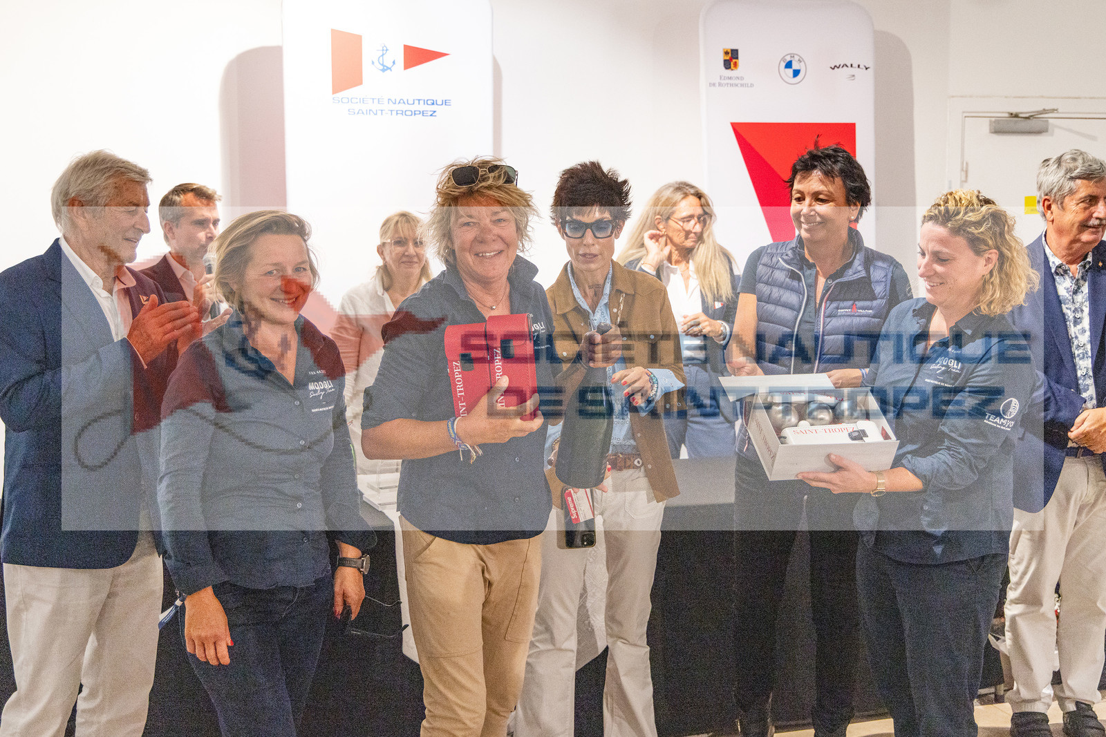 GMR_VST25_16252.jpg GMR_VST25_16252.jpg