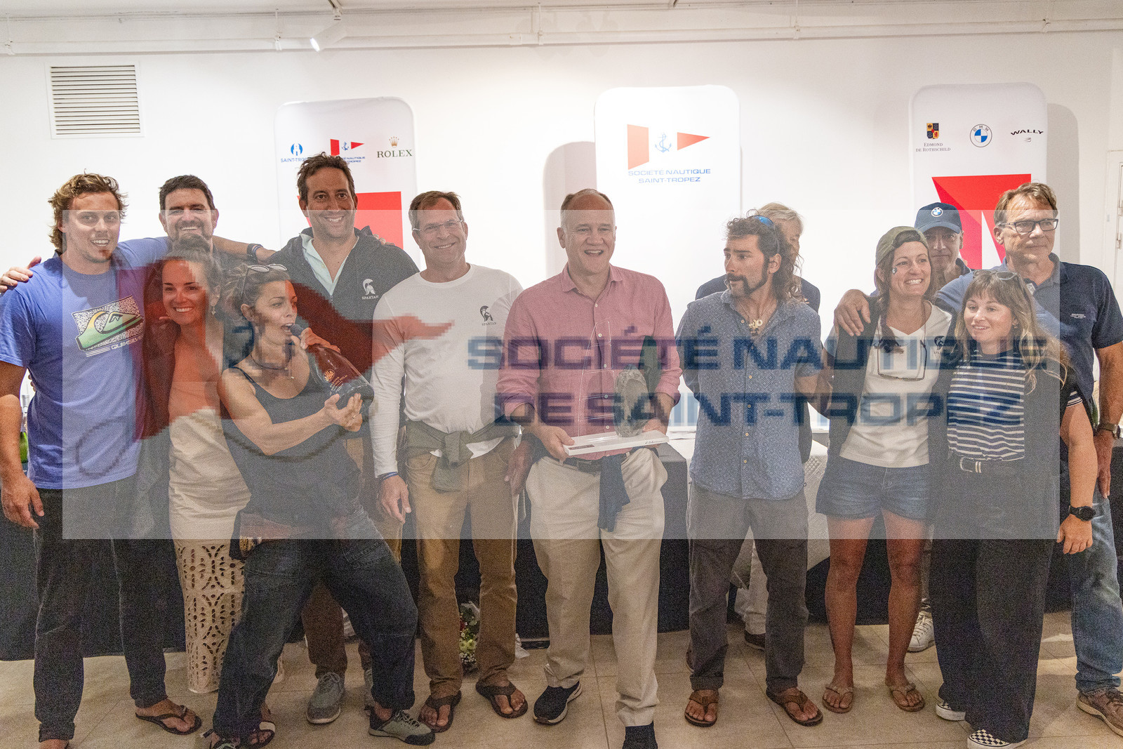 GMR_VST25_15965.jpg GMR_VST25_15965.jpg