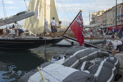 GMR_VST013D5_1968.jpg