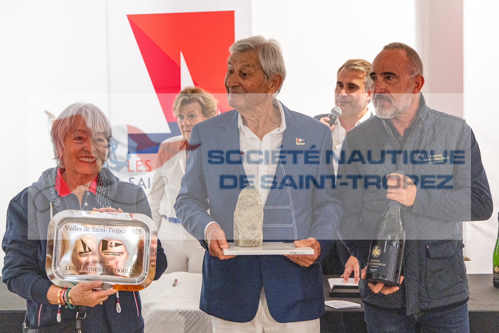 GMR_VST25_16219.jpg GMR_VST25_16219.jpg