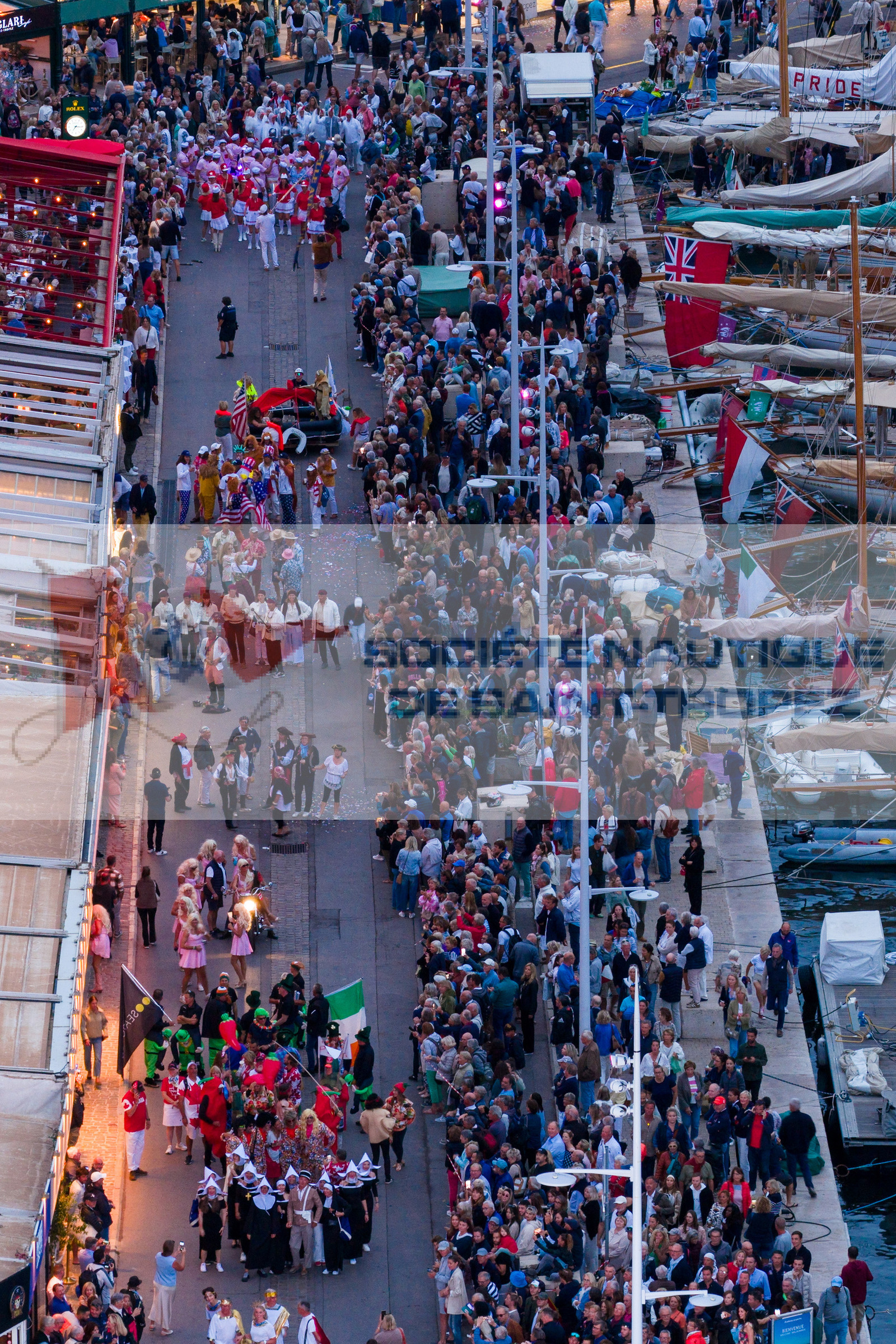 02 10 2025, Saint-Tropez (FRA), Les Voiles de SAint-Tropez 2025, Défilé des équipages 02 10 2025, Saint-Tropez (FRA), Les Voiles de SAint-Tropez 2025, Défilé des équipages