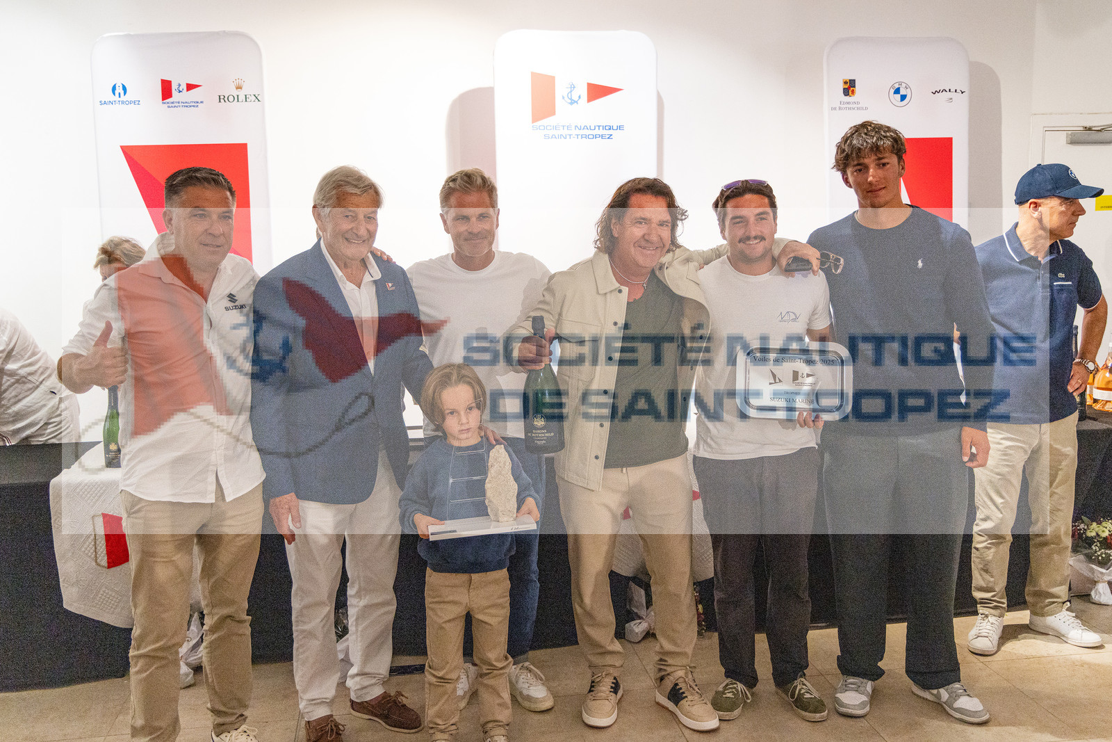 GMR_VST25_16201.jpg GMR_VST25_16201.jpg