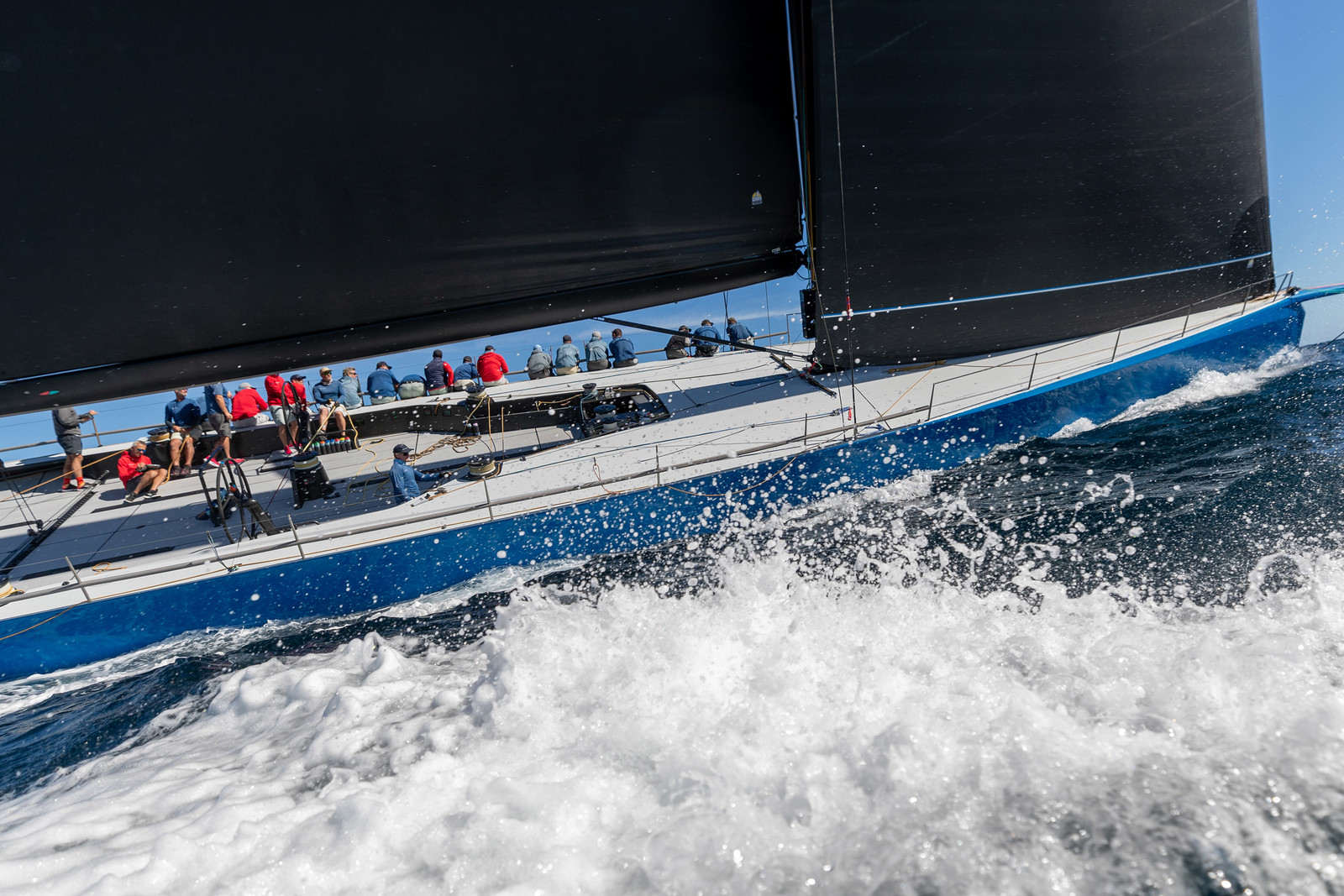 29 09 2024, Saint-Tropez (FRA), Les Voiles de Saint-Tropez 2024, Day 2, Trainings