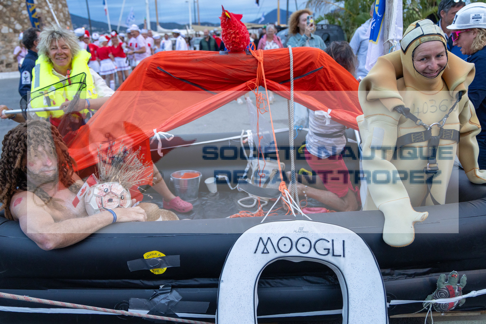 02 10 2025, Saint-Tropez (FRA), Les Voiles de SAint-Tropez 2025, Défilé des équipages 02 10 2025, Saint-Tropez (FRA), Les Voiles de SAint-Tropez 2025, Défilé des équipages