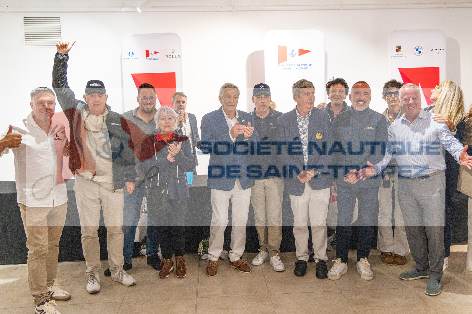 GMR_VST25_16282.jpg GMR_VST25_16282.jpg