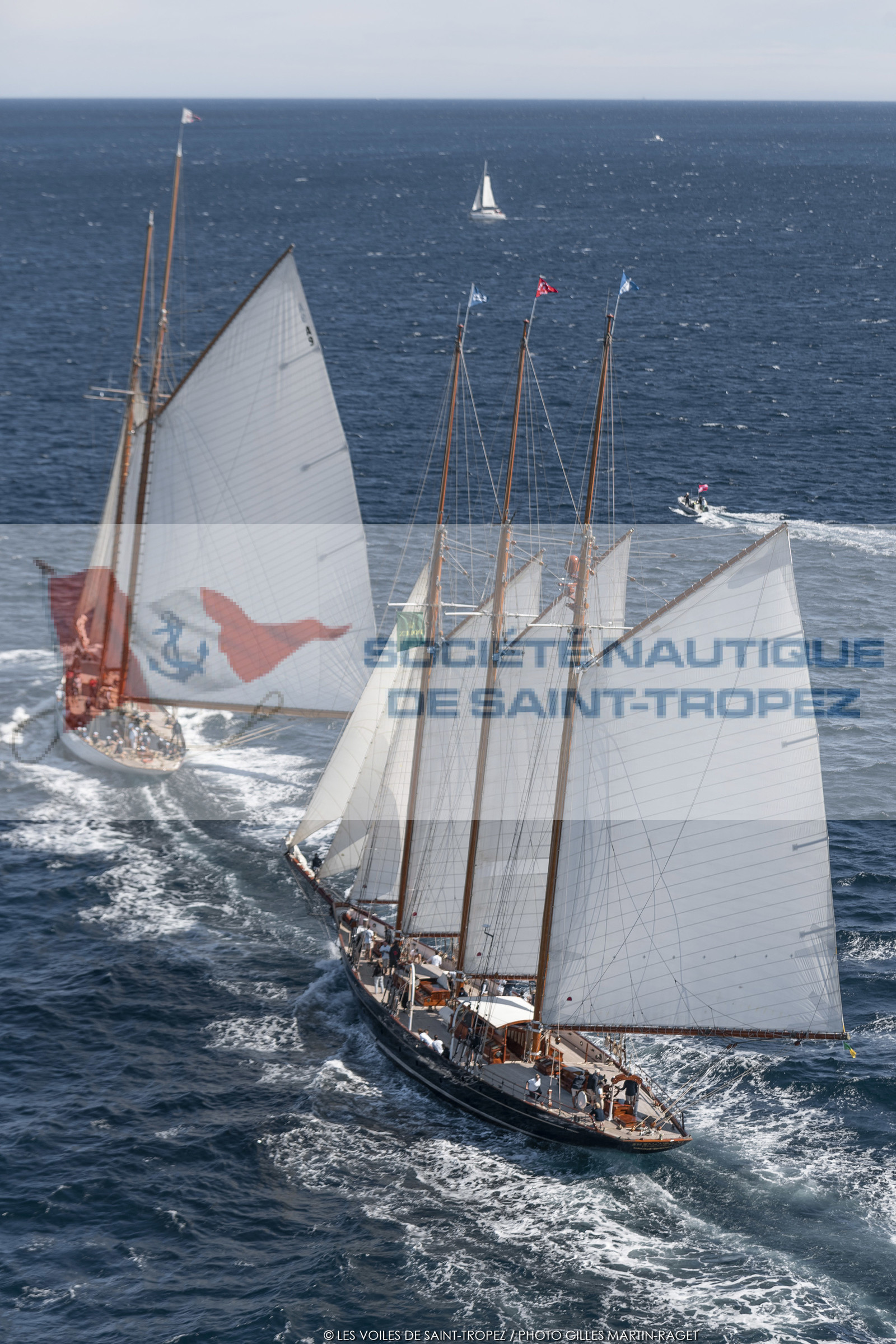 28 09 2022? Saint-Tropez,(FRA,83), Les Voiles de Saint-Tropez 2022 Régate N° 2 poup les modernes, navigation libre pour les grandes goélettes