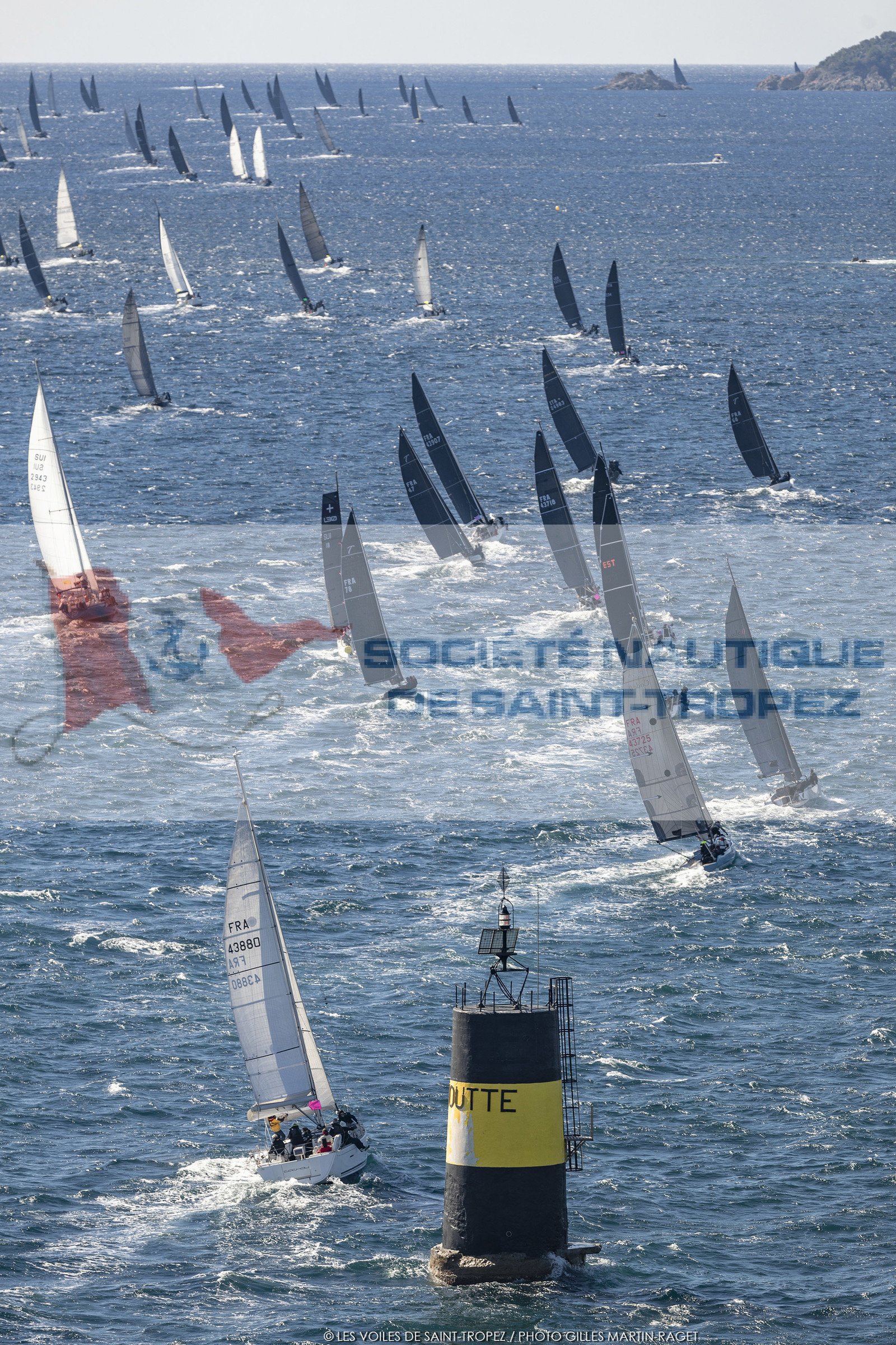 28 09 2022? Saint-Tropez,(FRA,83), Les Voiles de Saint-Tropez 2022 Régate N° 2 poup les modernes, navigation libre pour les grandes goélettes